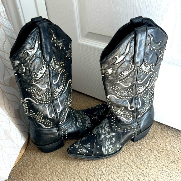 Denver Cowboy boots - Picture 1 of 1